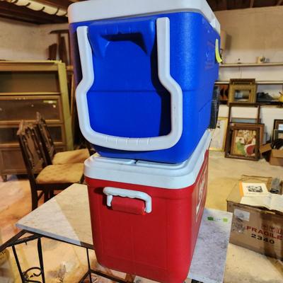2 Coolers Blue Coleman w Wheels , Gott 48 Red Coca-Cola