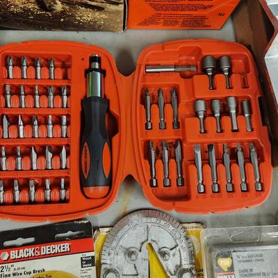 Mixed lot Household Tools Mole Trap , Jumper Cable , Chain Saw , Ramp Caps, Water Ace Pump tested