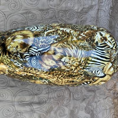 Safari Animal Vase Decor