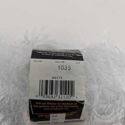 Assortment Of Yarn & Fun Fur (#34)