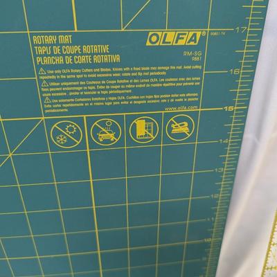 Crafting Supplies Omnigrid - Shape Cut - Rotary Mat