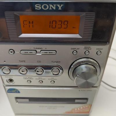 SONY MIcro HIFI Component System CMT-NE3 System With Speakers