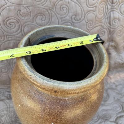Very nice 2 Gallon Jug / Crock