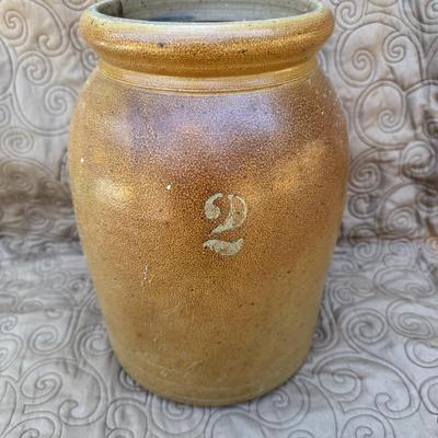 Very nice 2 Gallon Jug / Crock