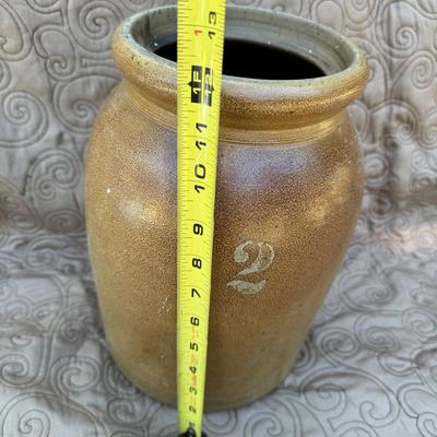 Very nice 2 Gallon Jug / Crock