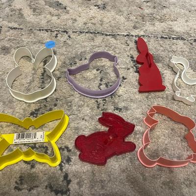 Plastic Easter cookie cutters