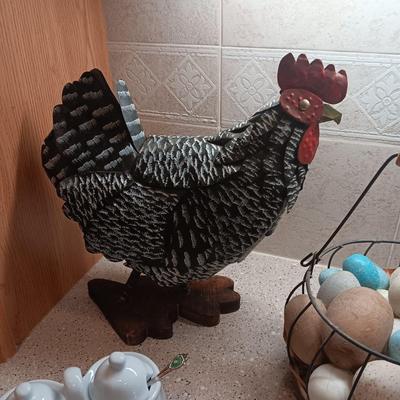 TIN ROOSTER, EGG BASKET AND JELLY HOLDER