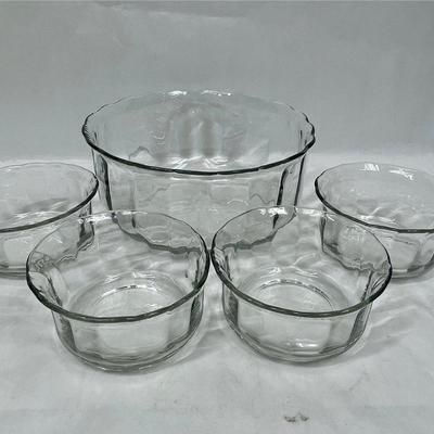 5pc Set Clear Glass Salad Bowls