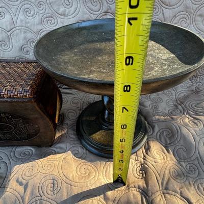 Box Decor and Heavy Pedestal Stand