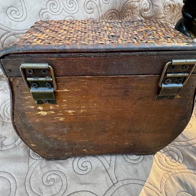 Box Decor and Heavy Pedestal Stand