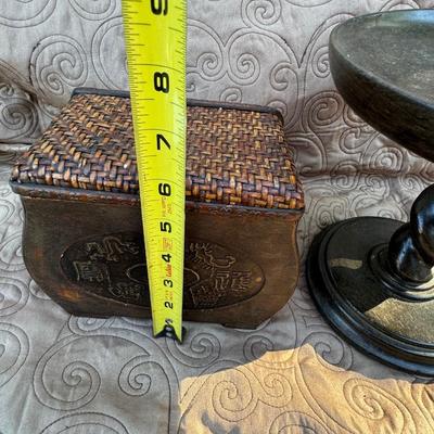 Box Decor and Heavy Pedestal Stand