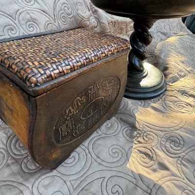 Box Decor and Heavy Pedestal Stand