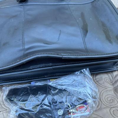 Black Leather Case w/ Strap by Solo