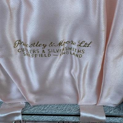 Priestly & Moore Ltd. - Sheffield England 6 Pc. Pastry Fork Setting