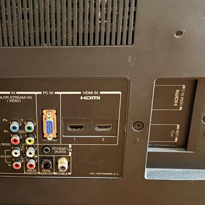 Toshiba 42” TV w/ Panasonic Sound Bar