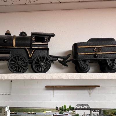 Cast Iron Train Set (4 cars)