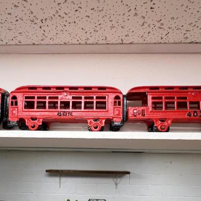 Cast Iron Train Set (4 cars)