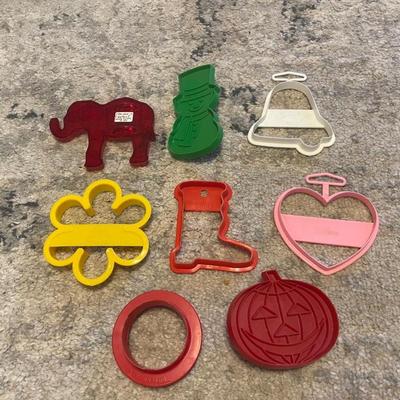 Elephant plastic cookie cutters