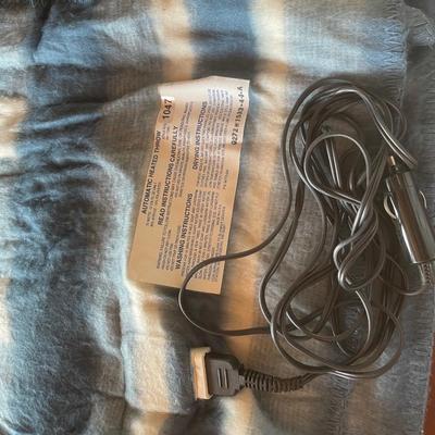 Car heated throw