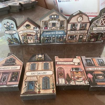 Shelf sitters/resin plaque-basket shop