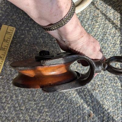 Vintage Myers OK H322 X Cast Iron & Wood Barn Pulley