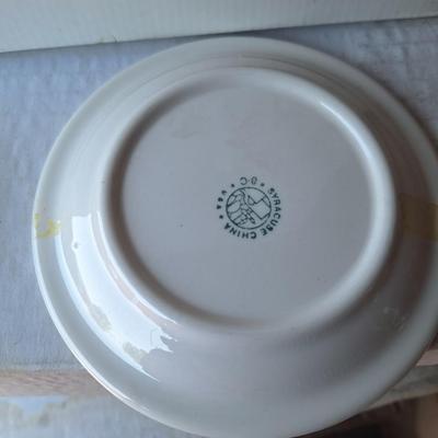 pair Syracuse plates