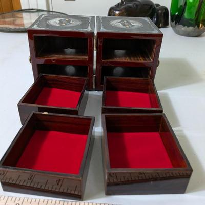 Vintage Chinese Black Lacquer Box Inlaid Mother of Pearl Jewelry Box