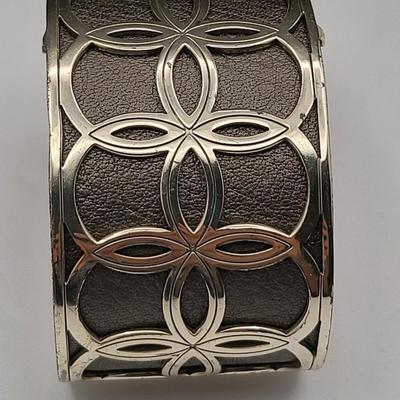 Brighton & Tommy Bahama Bracelets (4)