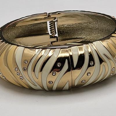 Brighton & Tommy Bahama Bracelets (4)