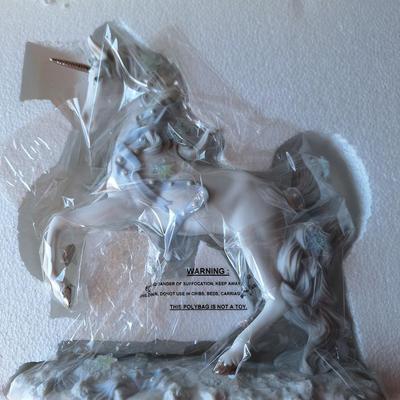 Yuletide Majesty Unicorn Princeton Gallery