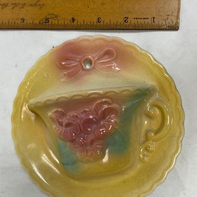 Vintage Hull Pottery USA Sunglow Tea Cup Wall pocket yellow & pink