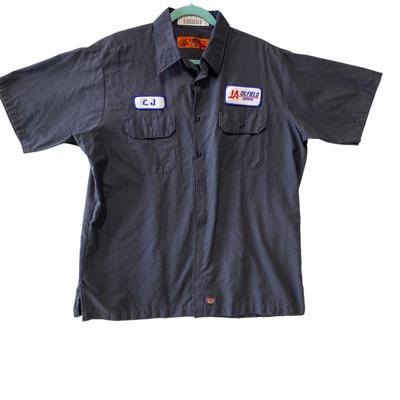 JA Oilfield Services Red Kap dark gray short sleeve button up shirt. XL