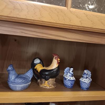 CERAMIC HEN ON NEST, SALT/PEPPER SHAKERS AND A ROOSTER CREAMER