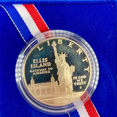 1986 US Mint Liberty Silver Dollar