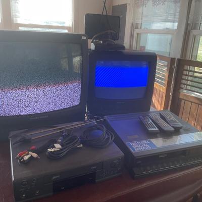 2 tv’s & 2 vcr players