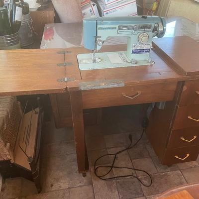 Brother sewing machine & cabinet