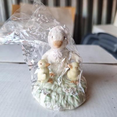 Mother Duck Figurine