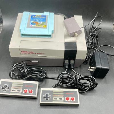 Vintage NES Nintendo Entertainment System Original 1985 Console old school gaming