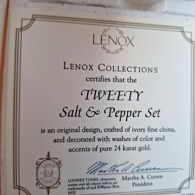 tweety Salt and Pepper