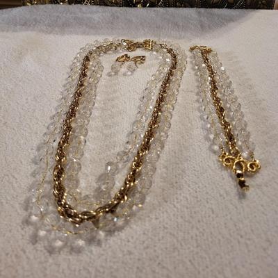 SARAH COVENTRY MATCHING NECKLACE BRACELET AND EARRINGS