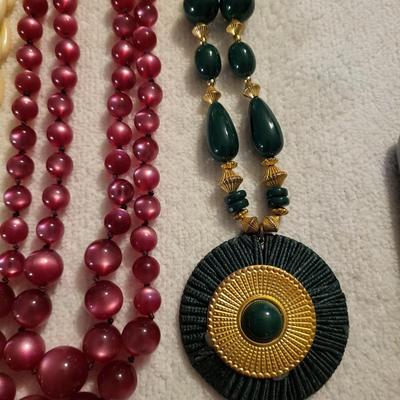 COLORFUL COSTUME JEWELRY