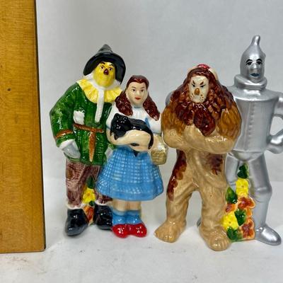 Wizard of Oz Four Friends Salt & Pepper Shakers