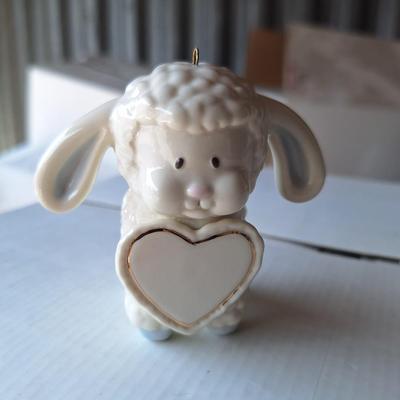 Blue Lamb Ornamnet