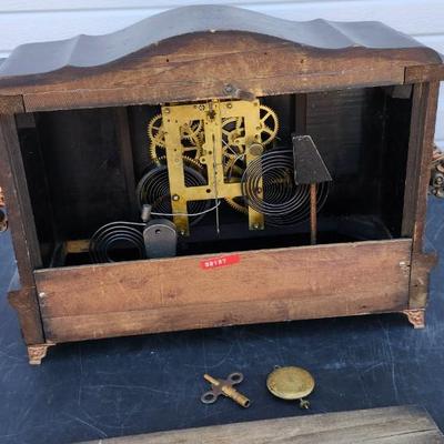 Sessions Mantle Clock