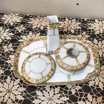 Nippon Dresser Set