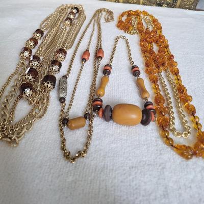 4 SARAH COVENTRY NECKLACES