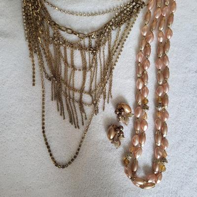 VINTAGE COSTUME JEWELRY