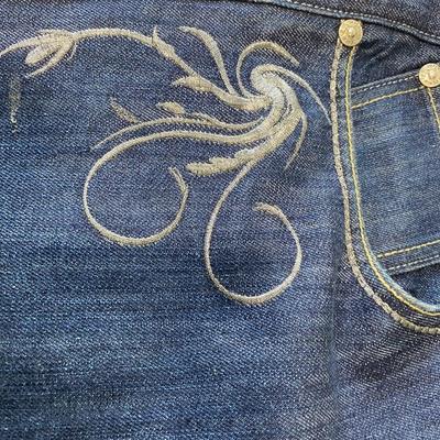 Self trading, Inc. Imperious jeans “Heartless”W36 L34