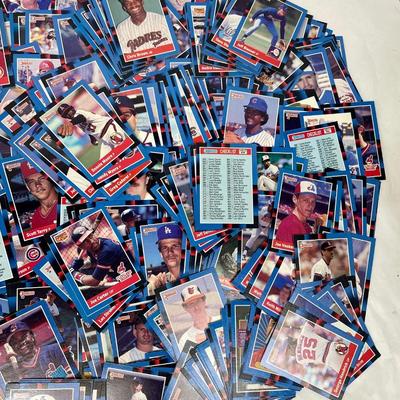 Huge Lot of Vintage Baseball Cards - Over 450 Cards!