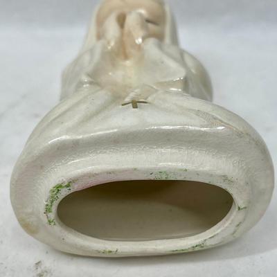 Vintage Nun Figurine Original Dan Brechner Exclusive New York Japan